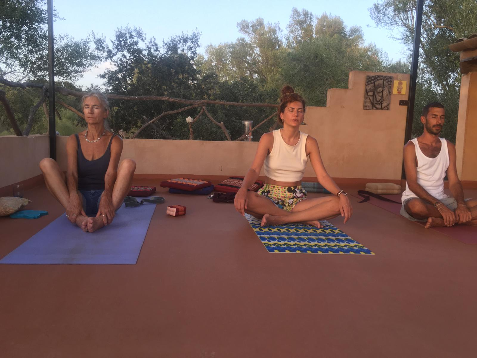 Kairos yoga class