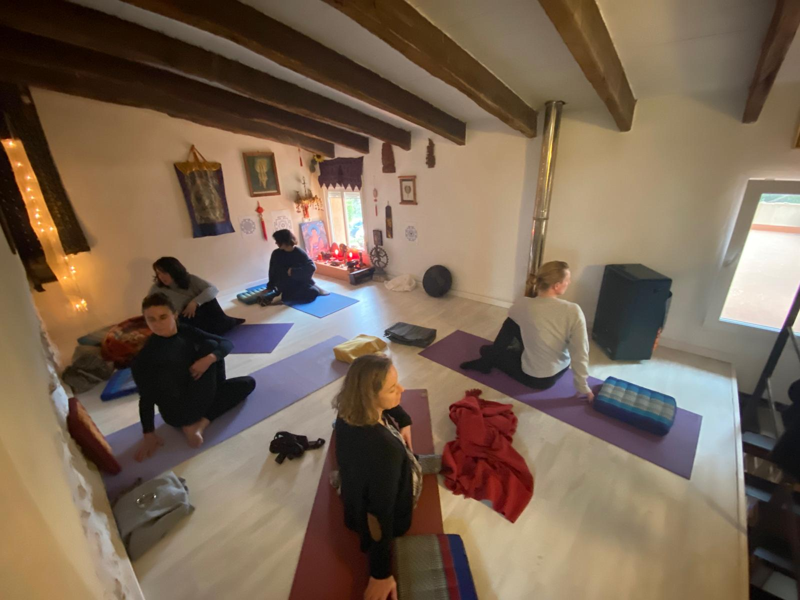 Kairos yoga class